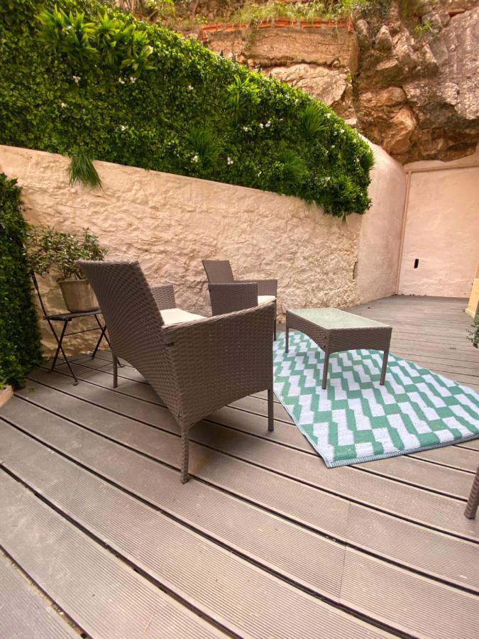 Lovely Spacious Large Patio Heart Of Monaco โบโซเลย ภายนอก รูปภาพ
